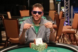 Kevin MacPhee takes down the WSOPE Main Event title and banks just short of $1 million. (Image: PokerStars.com)