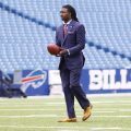 Sammy Watkins plays poker instead of training.