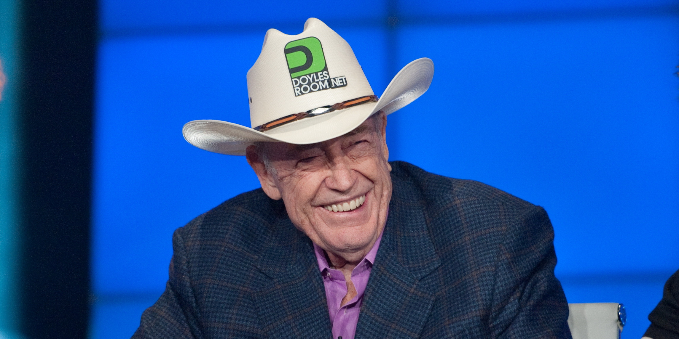 Doyle Brunson avoids robbery attempt.