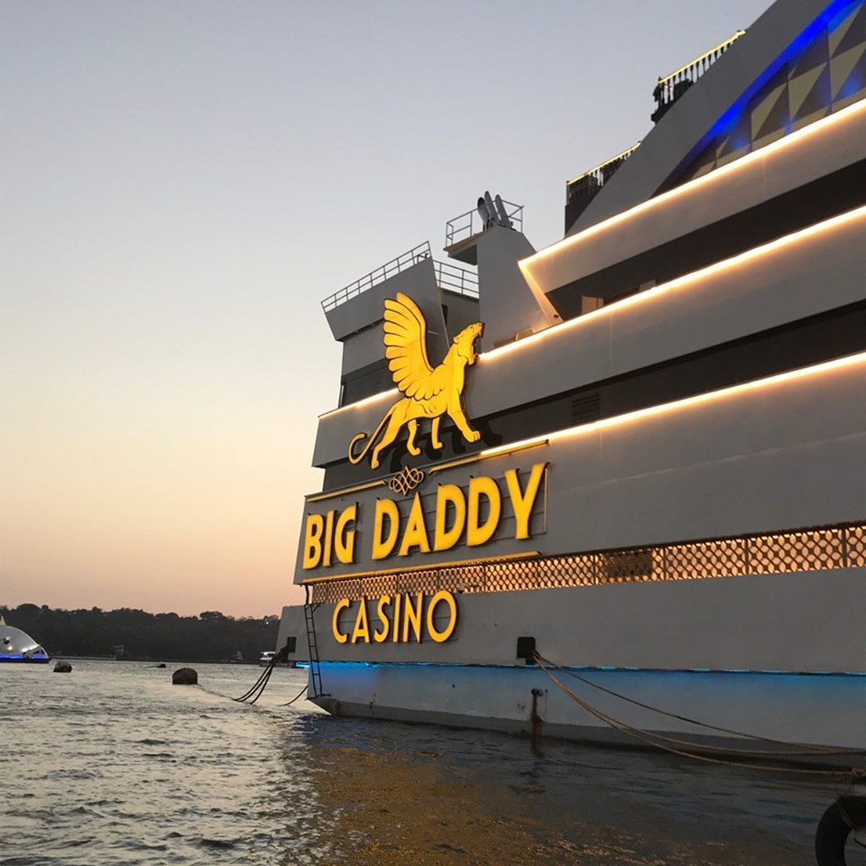 Daddy casino casino club daddy org ru. Big Daddy Casino Goa. Big Daddy казино. Плавучее казино. Плавучие казино в Гоа.